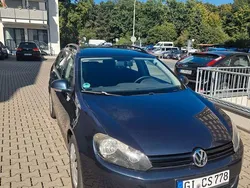 Blau Gebraucht 2009 VW Golf VI Exclusive Kombi | 2.900 € (Etwas zu teuer)