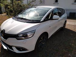 Weiß Gebraucht 2019 Renault Grand Scénic IV Bose Edition Van / Kleinbus | 20.900 € (Fairer Preis)
