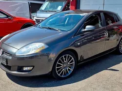 Grau Gebraucht 2007 Fiat Bravo Dynamic Kleinwagen | 2.500 € (Fairer Preis)