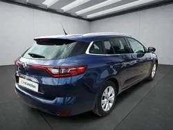 Blau Gebraucht 2020 Renault Mégane GrandTour Kombi | 16.899 € (Etwas zu teuer)