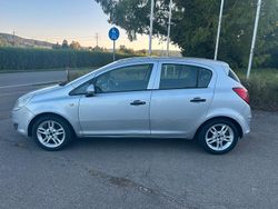 Silber Gebraucht 2009 Opel Corsa Kleinwagen | 1.600 € (Fairer Preis)