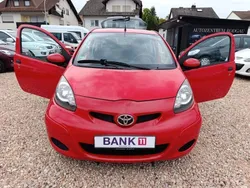 Rot Gebraucht 2010 Toyota Aygo Kleinwagen | 2.500 € (Fairer Preis)