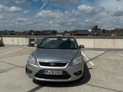 Grau Gebraucht 2008 Ford Focus Cabriolet Cabrio | 3.200 € (Fairer Preis)