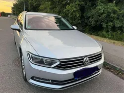Silber Gebraucht 2016 VW Passat Comfortline Kombi | 9.999 € (Superpreis)