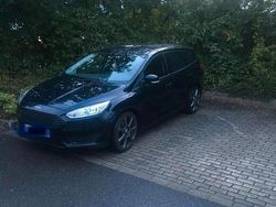 Schwarz Gebraucht 2016 Ford Focus Kombi | 9.125 €