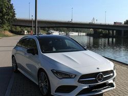 Weiß Gebraucht 2019 Mercedes CLA220 AMG line Limousine | 29.999 € (Etwas zu teuer)