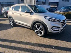Silber Gebraucht 2017 Hyundai Tucson Classic SUV | 15.500 € (Fairer Preis)