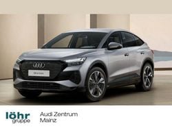 Silber Neu 2025 Audi Q4 Sportback e-tron Sport SUV | 57.890 € (Etwas zu teuer)