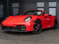 Rot Neu 2025 Porsche 911 Carrera S Cabriolet Cabrio | 207.501 € (Etwas zu teuer)