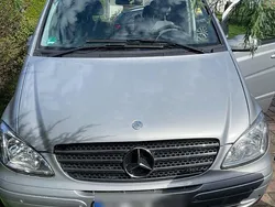 Silber Gebraucht 2006 Mercedes Viano Van / Kleinbus | 11.500 € (Teuer)