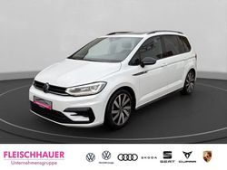 Oryxweiß perlmutteffekt Gebraucht 2022 VW Touran R-line Van / Kleinbus | 34.990 € (Teuer)