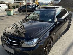 Schwarz Gebraucht 2011 Mercedes C220 AMG line Coupé | 10.900 € (Etwas zu teuer)
