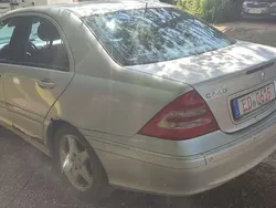 Brillantsilber Gebraucht 2000 Mercedes C240 Avantgarde Limousine | 1.999 € (Superpreis)