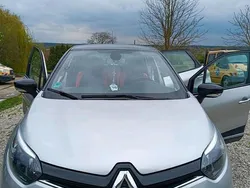 Grau Gebraucht 2016 Renault Captur SUV | 9.000 € (Fairer Preis)