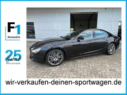 Silber silber metallic Gebraucht 2018 Maserati Ghibli Coupé | 32.900 € (Guter Preis)