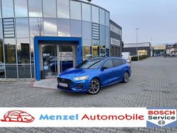 Blau Gebraucht 2025 Ford Focus ST-Line X Limousine | 26.290 € (Fairer Preis)