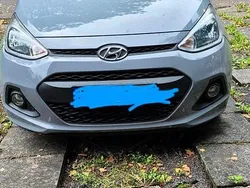 Grau Gebraucht 2015 Hyundai i10 YES! Silver Kleinwagen | 6.100 € (Fairer Preis)