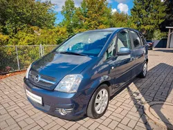 Grau Gebraucht 2007 Opel Meriva Van / Kleinbus | 2.390 € (Fairer Preis)