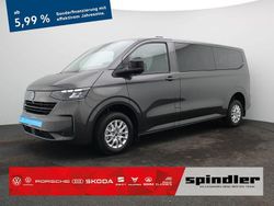 Grau Gebraucht 2025 VW Caravelle Life Van / Kleinbus | 49.980 € (Fairer Preis)