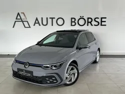 Grau Gebraucht 2021 VW Golf VIII GTE Limousine | 26.490 € (Teuer)