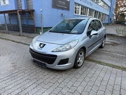 Grau Gebraucht 2010 Peugeot 207 Tendance Limousine | 1.990 € (Guter Preis)