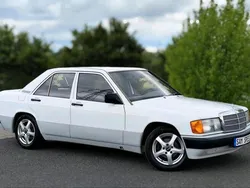 Weiß Gebraucht 1990 Mercedes 190 Limousine | 3.799 €