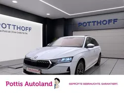 Weiss Gebraucht 2024 Skoda Octavia Selection Kombi | 27.997 € (Guter Preis)