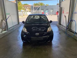 Schwarz Gebraucht 2011 Toyota Aygo Kleinwagen | 2.599 € (Fairer Preis)