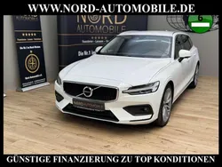 Ice white Gebraucht 2021 Volvo V60 Momentum Kombi | 22.450 € (Guter Preis)