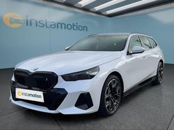 Weiß Gebraucht 2024 BMW i5 Kombi | 61.499 €