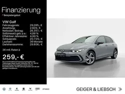 Grau Gebraucht 2024 VW Golf VIII R-line Limousine | 29.285 € (Guter Preis)