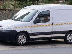 Weiß Gebraucht 2005 Citroën Berlingo Abholung | 800 € (Superpreis)