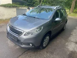 Silber Gebraucht 2016 Peugeot 2008 Active SUV | 8.999 € (Guter Preis)