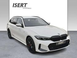 Weiß Gebraucht 2024 BMW 330 M Sport Kombi | 52.880 €