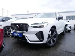 Weiss Gebraucht 2024 Volvo XC60 Plus SUV | 66.990 €