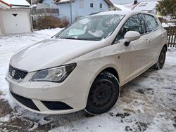 Weiß Gebraucht 2014 Seat Ibiza Style Kleinwagen | 8.300 € (Teuer)