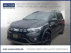 Perlmuttschwarz (schwarz) Gebraucht 2025 Dacia Jogger Van / Kleinbus | 26.444 € (Fairer Preis)