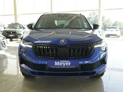 Race blau Neu 2025 Skoda Karoq SportLine SUV | 39.710 € (Fairer Preis)