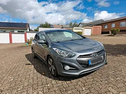 Grau Gebraucht 2014 Hyundai i30 Sport Coupé | 5.850 € (Fairer Preis)