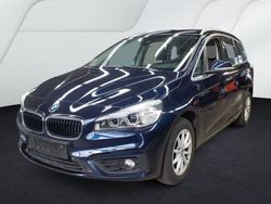 Imperialblau brillanteffekt me Gebraucht 2017 BMW 218 Advantage Van / Kleinbus | 14.999 € (Fairer Preis)