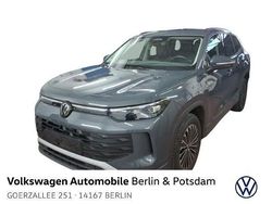 Delfingrau metallic Gebraucht 2025 VW Tayron R SUV | 47.990 € (Superpreis)