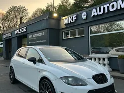 Weiß Gebraucht 2012 Seat Leon FR Limousine | 5.799 € (Fairer Preis)