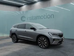 Grau Gebraucht 2025 Renault Espace Techno Van / Kleinbus | 41.999 € (Guter Preis)