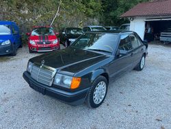 Braun Gebraucht 1989 Mercedes E260 Limousine | 5.555 €