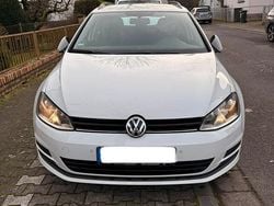 Weiß Gebraucht 2016 VW Golf VII Kombi | 10.000 € (Superpreis)