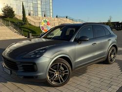 Blau Gebraucht 2018 Porsche Cayenne SUV | 49.900 € (Teuer)