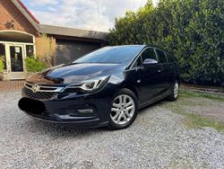 Blau Gebraucht 2019 Opel Astra Ultimate Kombi | 16.999 € (Etwas zu teuer)