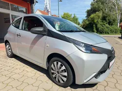 Silver mica metallic Gebraucht 2015 Toyota Aygo Kleinwagen | 5.350 € (Fairer Preis)