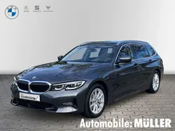Mineralgrau metallic Gebraucht 2020 BMW 330 Sport Line Kombi | 30.290 € (Fairer Preis)