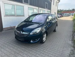 Grün Gebraucht 2014 Opel Meriva Innovation Van / Kleinbus | 3.990 € (Guter Preis)